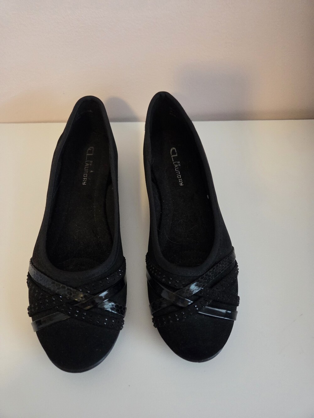 CL by Laundry Black Women's Slip-On Ballet Flats with Crossover Straps